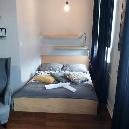 Art Dreams Apartament Chmielna 14 Varsóvia Exterior foto
